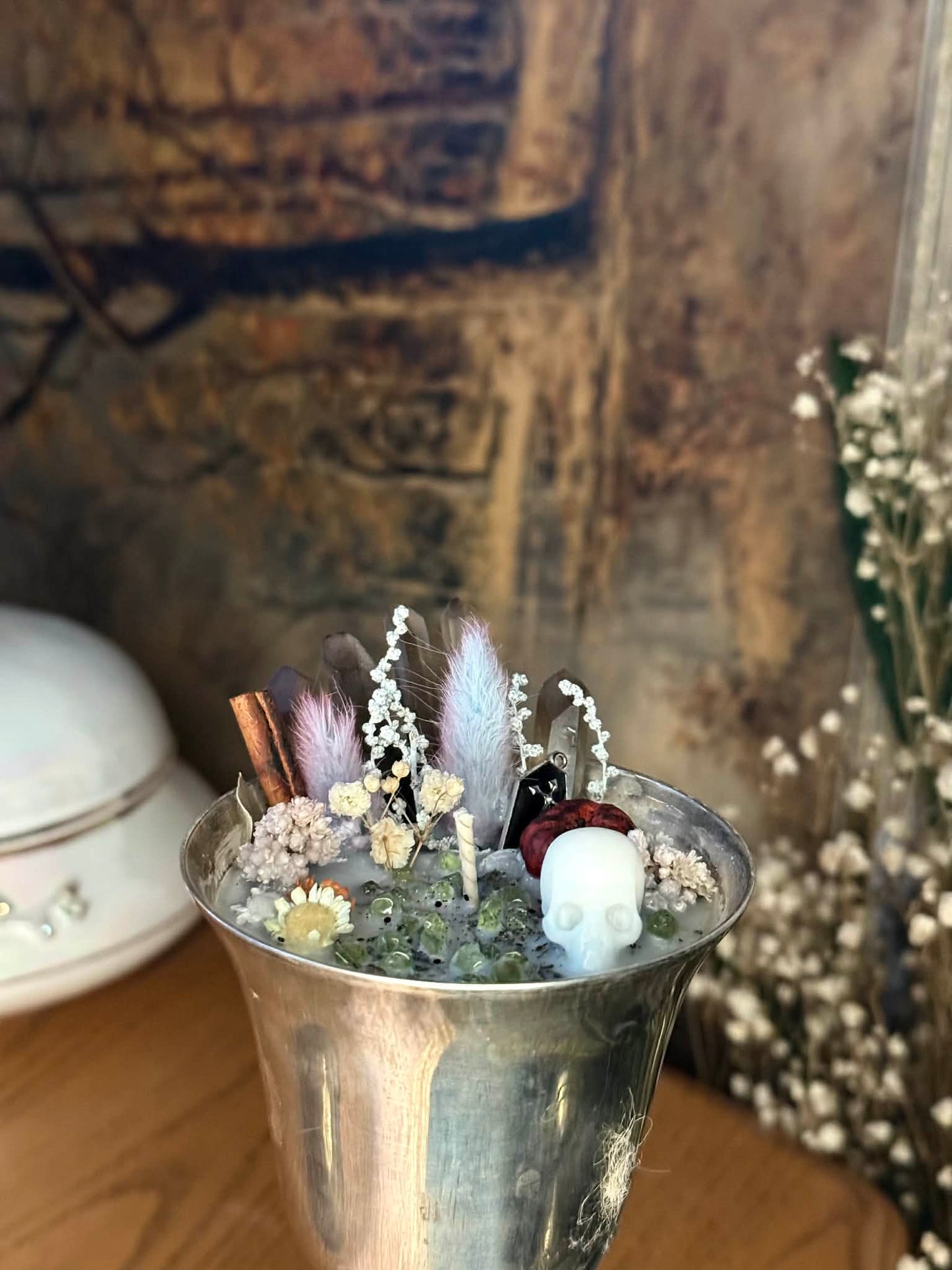 Coupe d'argenterie 1 - Pleurs au cimetière